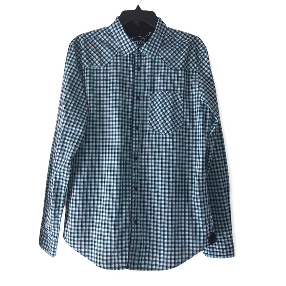 Marc Ecko Cut & Sew Plaid Long Sleeve Button Up Men’s Shirt. Size Medium
